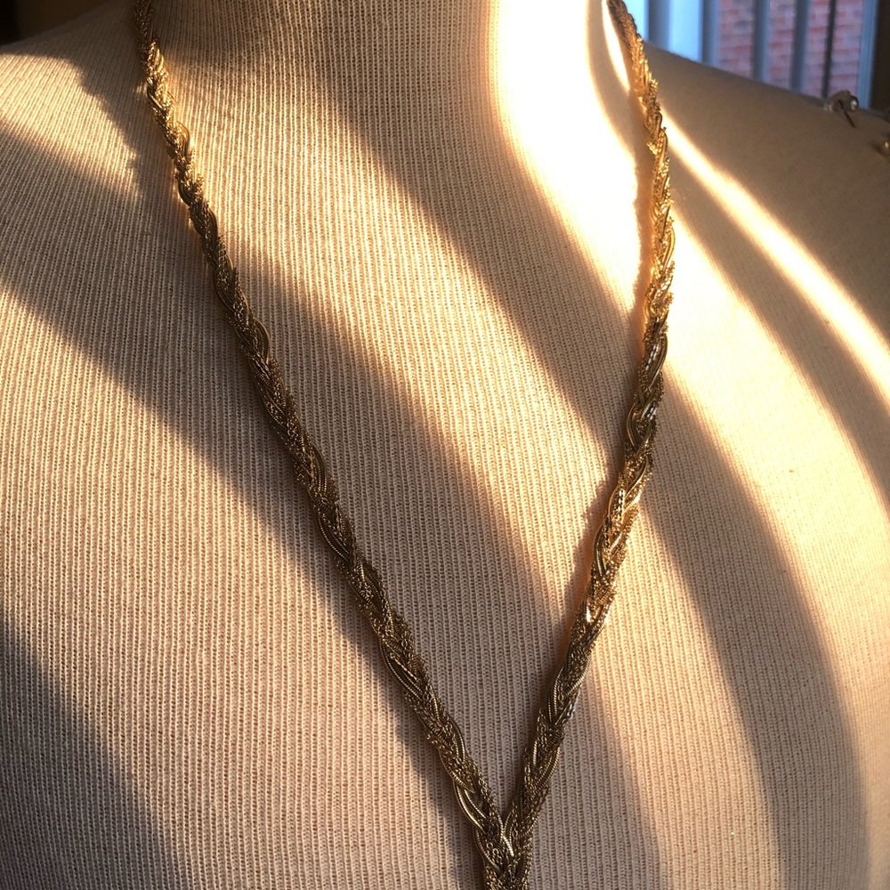 GOLD TONE ROPE CHAIN NECKLACE - Picture 4 of 5